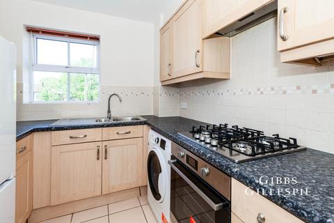undefined, Arklay Close, Uxbridge, UB8