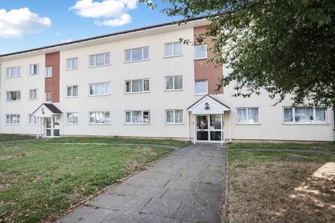 2 bedroom flat to rent, Byron Way, Northolt, UB5