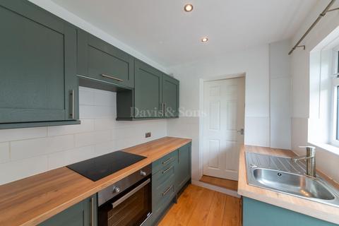 3 bedroom terraced house for sale, Penmaen Road, Pontllanfraith, Blackwood, Caerphilly. NP12