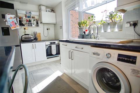 1 Hilary Close, Erith, DA8 3NH