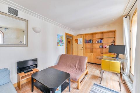 1 bedroom flat for sale, St Martins Lane, Covent Garden, London, WC2H