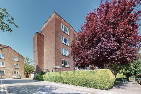 Studio for sale, Ramsay House, Townshend Estate, London, NW8