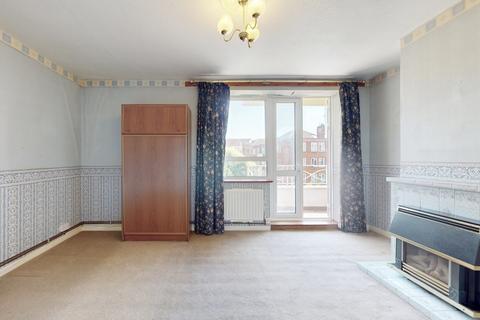 Studio for sale, Ramsay House, Townshend Estate, London, NW8