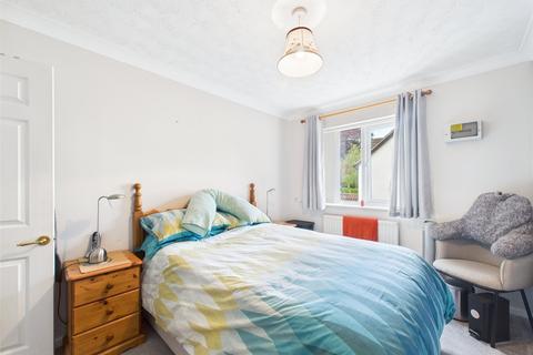1 bedroom retirement property for sale, Church Road, Churchdown, Gloucester, Gloucestershire, GL3