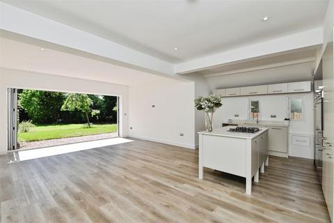 27 Fields Road, Haslington, Crewe, CW1 5SZ