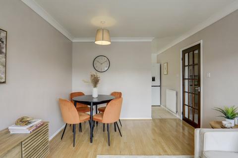 2 bedroom flat for sale, Devonshire Road, Forest Hill, London, SE23