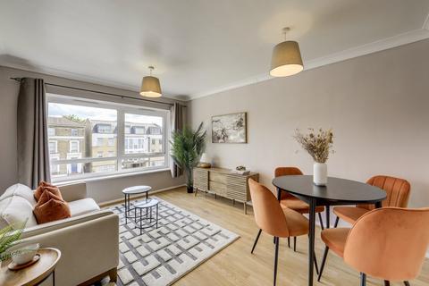 2 bedroom flat for sale, Devonshire Road, Forest Hill, London, SE23