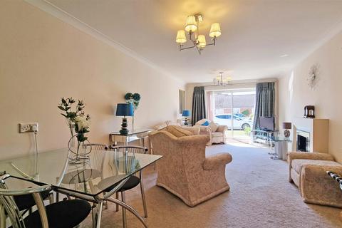 1 bedroom retirement property for sale, Silver Street, Wythall