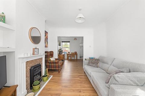 undefined, Lower Road, Kenley CR8