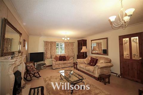 4 bedroom detached bungalow for sale, Low Road South, Friskney, Boston, Lincolnshire, PE22 8QH