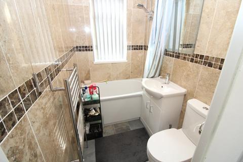 2 bedroom semi-detached house for sale, Tingle Bridge Lane, Hemingfield, Barnsley