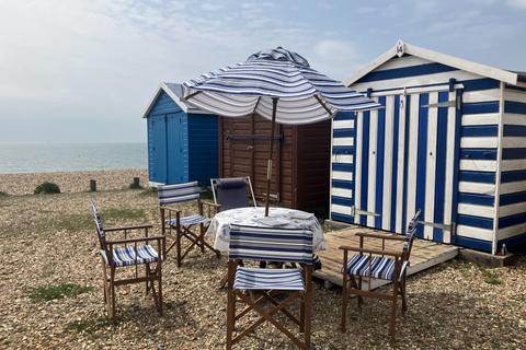 Chalet for sale, Sea Front