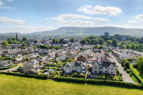 Sunnydale Baldwin Road, Clitheroe, BB7 2ED