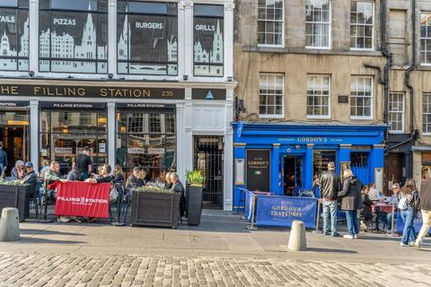 1 bedroom flat for sale, High Street, The Royal Mile, Old Town