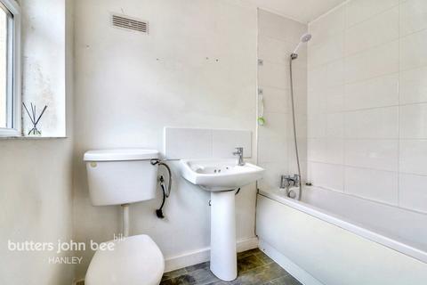3 bedroom terraced house for sale, Hanley Road, Stoke-On-Trent ST1 6BL
