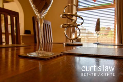 3 bedroom end of terrace house for sale, Watson Street, Oswaldtwistle