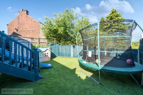 3 bedroom semi-detached house for sale, Broadway, Royton, Oldham, OL2