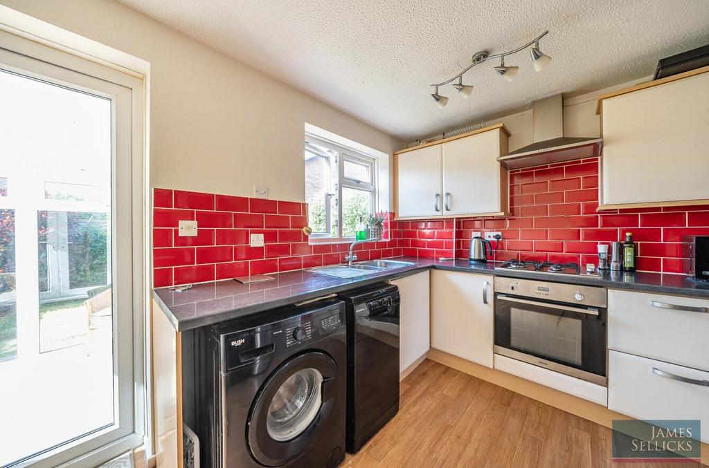 Dining kitchen
