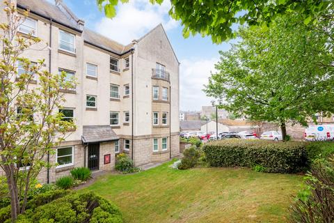 2 bedroom flat for sale, Station Road, Cupar, KY15