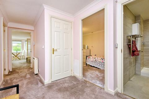 2 bedroom flat for sale, Station Road, Cupar, KY15