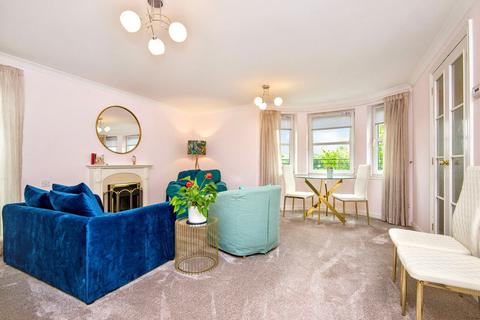 2 bedroom flat for sale, Station Road, Cupar, KY15