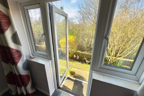 1 bedroom retirement property for sale, Flintergill Court, Milton Keynes MK13