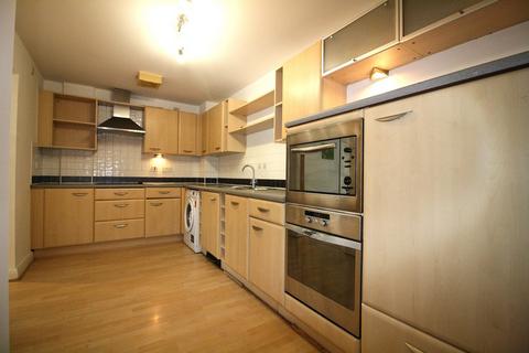 3 bedroom apartment to rent, Royal Plaza, Eldon street, Sheffield, S1 4GB