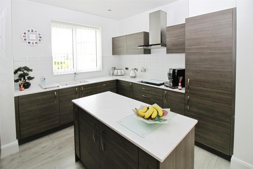 Fitted Kitchen