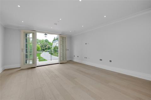 undefined, King John Square, Englefield Green, Egham, Surrey, TW20