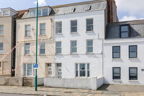 1 bedroom flat for sale, St. Georges Esplanade, St. Peter Port, Guernsey