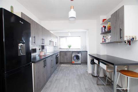 9 Allington Road, Swindon, SN2 5LB