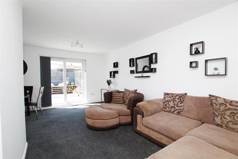 9 Allington Road, Swindon, SN2 5LB