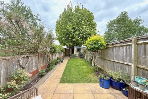 Acme Road, Watford, WD24