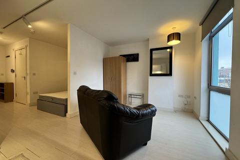 Studio to rent, Manor Mills, Ingram Street