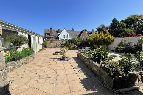 3 bedroom terraced house for sale, Castle Road, Bournemouth, BH9 1