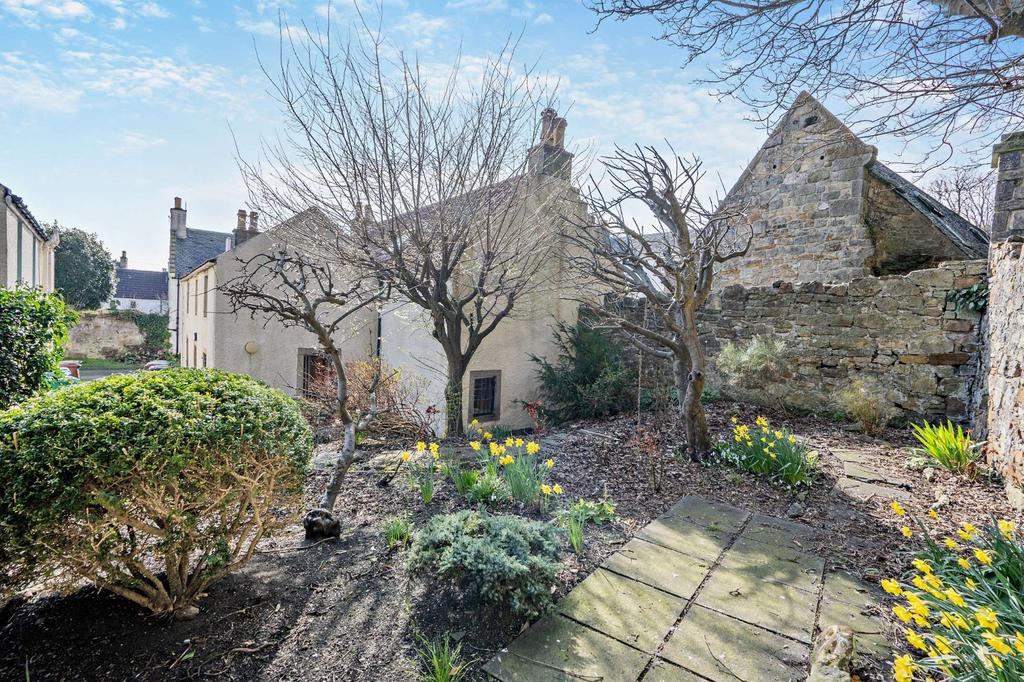 Ample Gardens