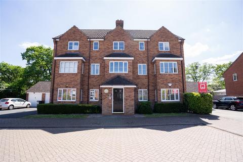 2 bedroom apartment to rent, Aldershaws, Solihull