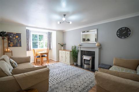2 bedroom apartment to rent, Aldershaws, Solihull
