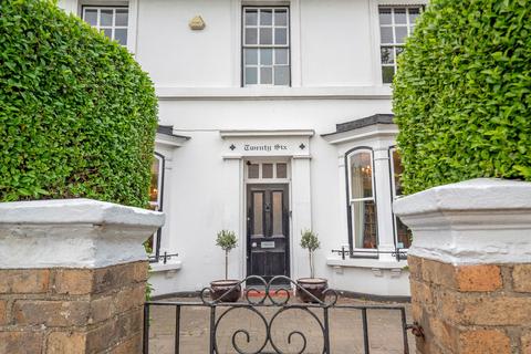 4 bedroom semi-detached house for sale, Kimbolton Road Bedford, Bedfordshire, MK40 2NR