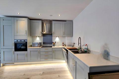 undefined, Gramophone Lane, Hayes, UB3