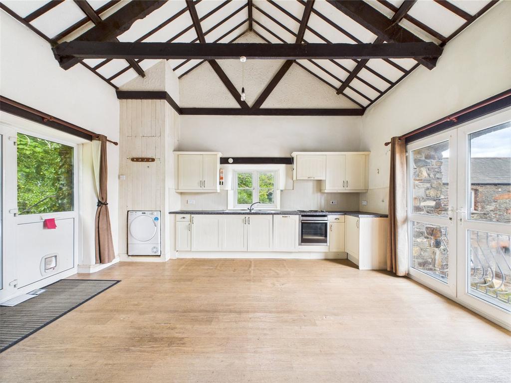 Kitchen/Living Room