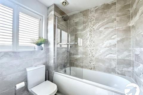 2 Chetney View, Iwade, Sittingbourne, ME9 8SU