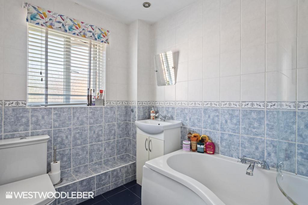 Lawrence Avenue 16.jpg