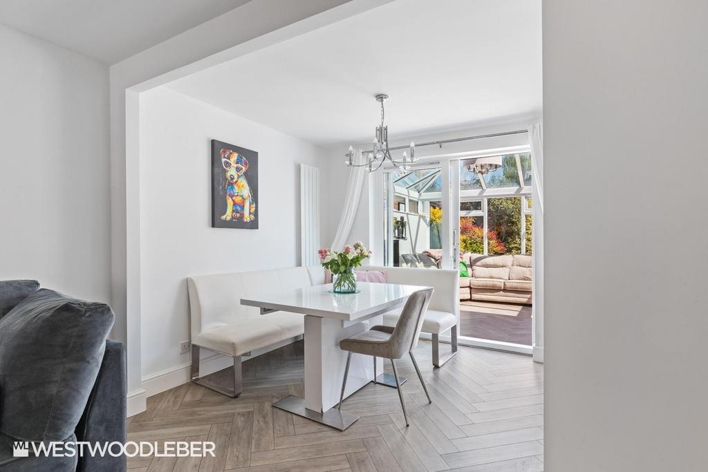 Lawrence Avenue 3.jpg