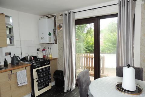 6 Bradney Close, Manchester, M9 8WN