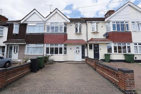 6 Ferndale Road, Romford, RM5 3ER