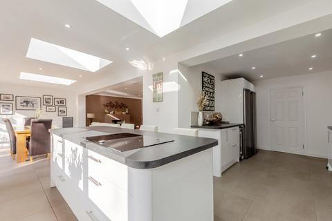 2 Rangeworth Place, Sidcup, DA15 7JE