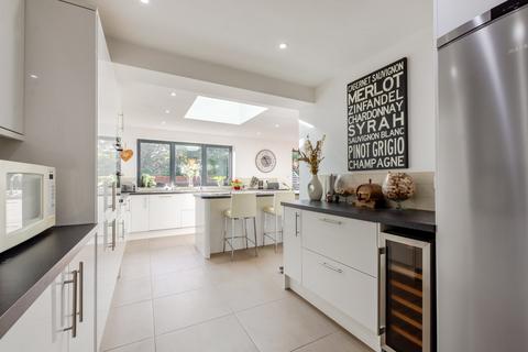2 Rangeworth Place, Sidcup, DA15 7JE