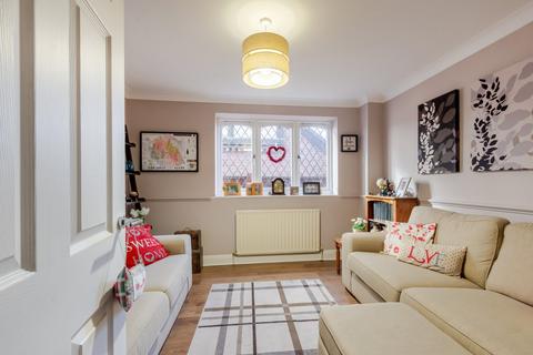 2 Rangeworth Place, Sidcup, DA15 7JE