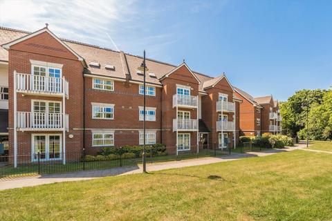 undefined, Macmillan Way, London SW17